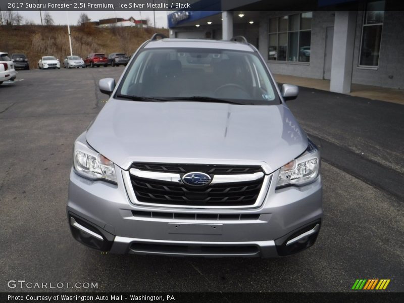 Ice Silver Metallic / Black 2017 Subaru Forester 2.5i Premium