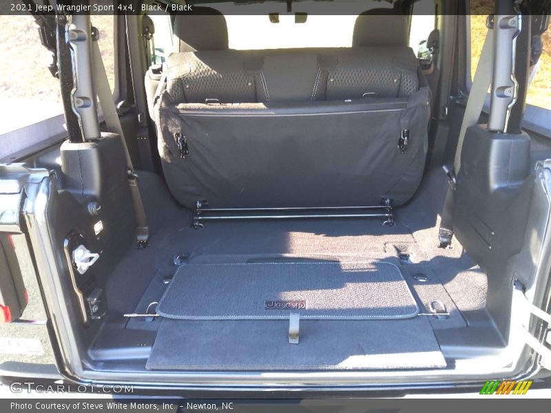  2021 Wrangler Sport 4x4 Trunk