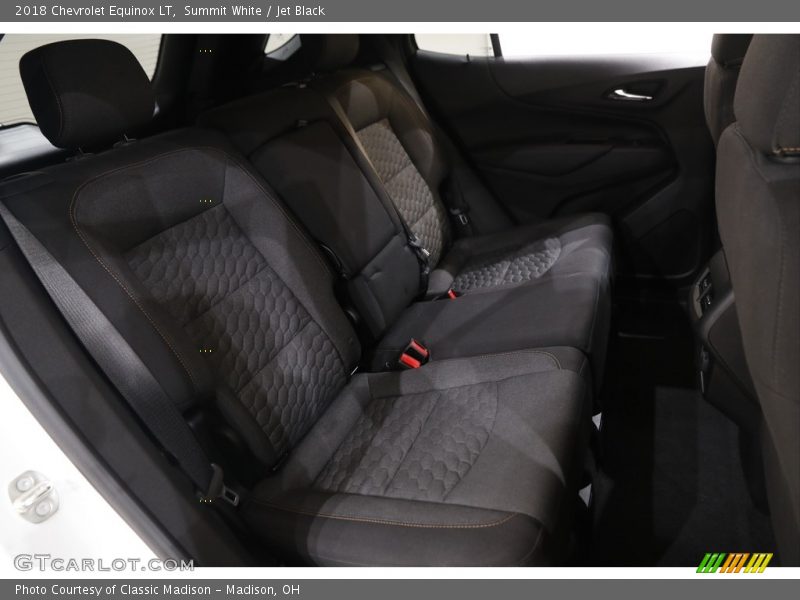Summit White / Jet Black 2018 Chevrolet Equinox LT