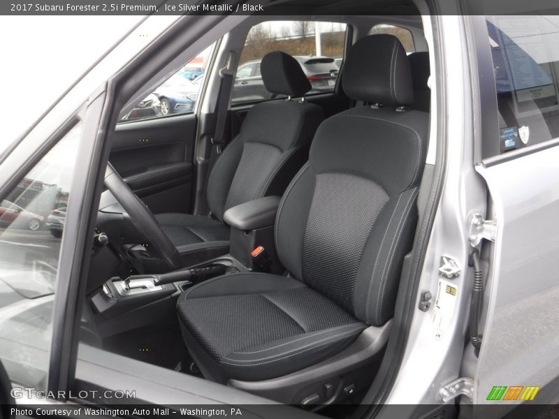 Ice Silver Metallic / Black 2017 Subaru Forester 2.5i Premium