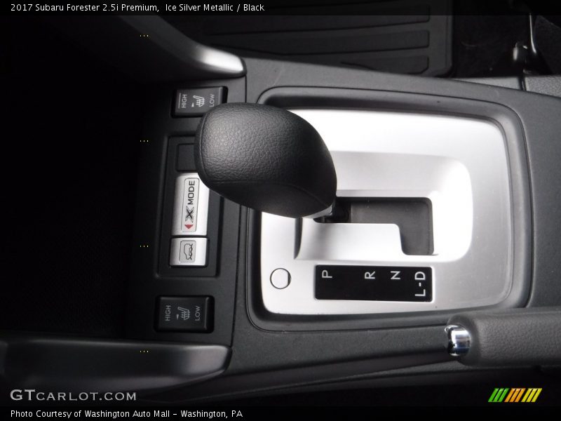 Ice Silver Metallic / Black 2017 Subaru Forester 2.5i Premium