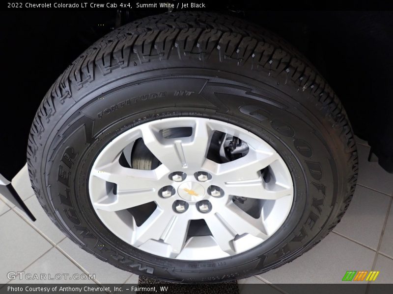 Summit White / Jet Black 2022 Chevrolet Colorado LT Crew Cab 4x4