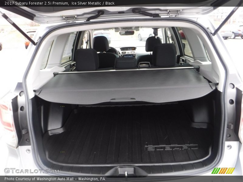 Ice Silver Metallic / Black 2017 Subaru Forester 2.5i Premium