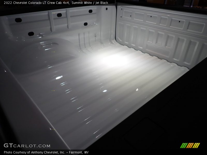 Summit White / Jet Black 2022 Chevrolet Colorado LT Crew Cab 4x4
