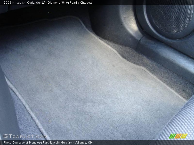 Diamond White Pearl / Charcoal 2003 Mitsubishi Outlander LS