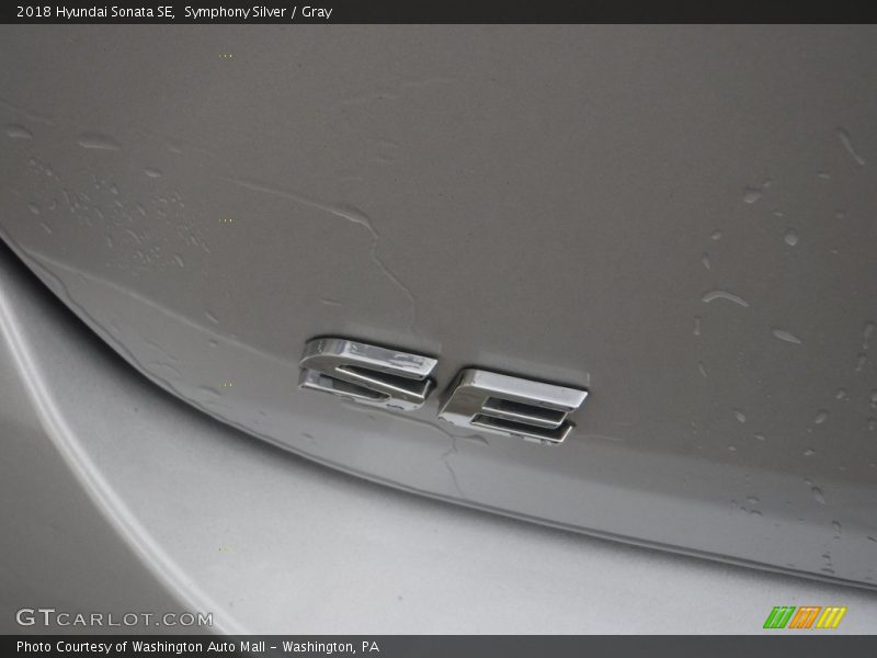 Symphony Silver / Gray 2018 Hyundai Sonata SE