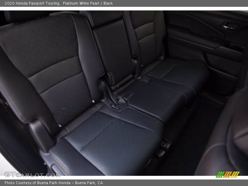 Platinum White Pearl / Black 2020 Honda Passport Touring