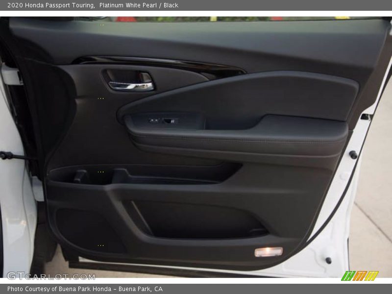 Platinum White Pearl / Black 2020 Honda Passport Touring