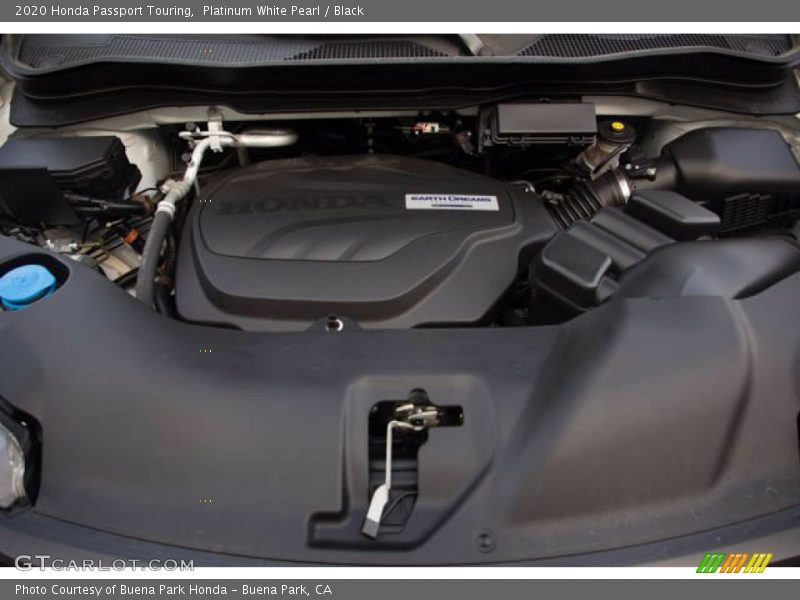 Platinum White Pearl / Black 2020 Honda Passport Touring