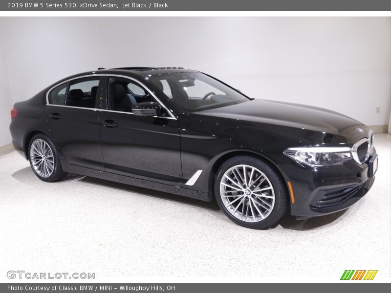  2019 5 Series 530i xDrive Sedan Jet Black
