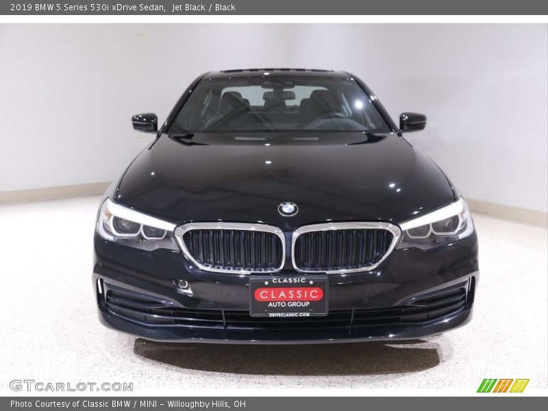 Jet Black / Black 2019 BMW 5 Series 530i xDrive Sedan