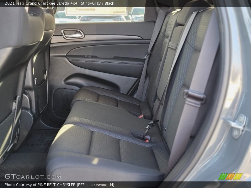 Sting-Gray / Black 2021 Jeep Grand Cherokee Laredo 4x4