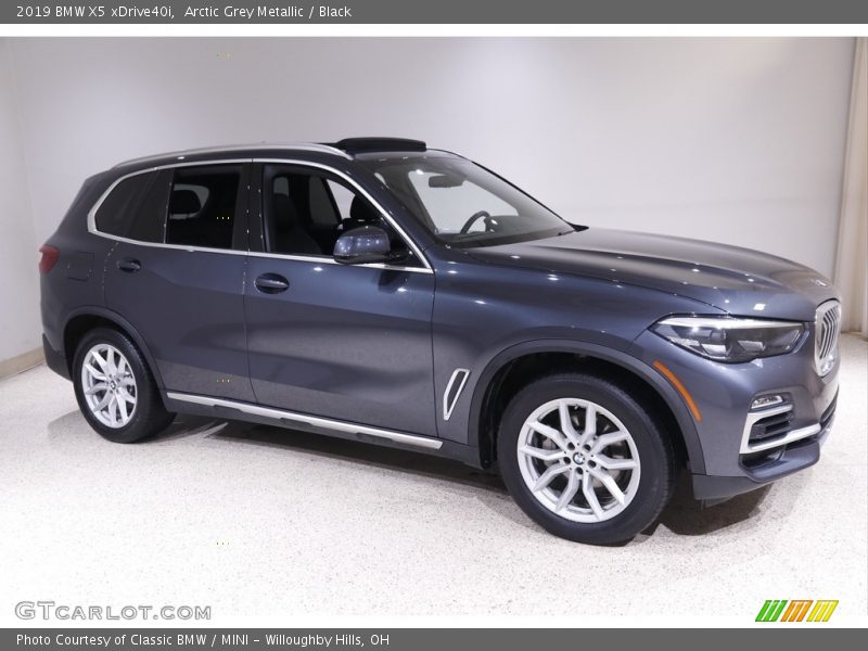 Arctic Grey Metallic / Black 2019 BMW X5 xDrive40i