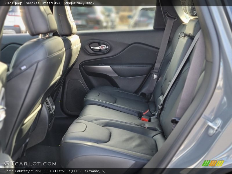 Sting-Gray / Black 2021 Jeep Cherokee Limited 4x4