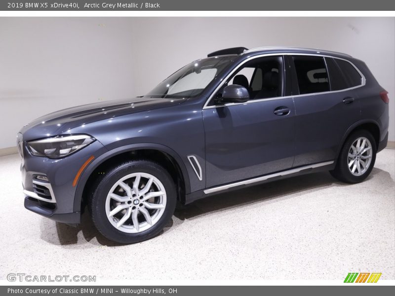 Arctic Grey Metallic / Black 2019 BMW X5 xDrive40i