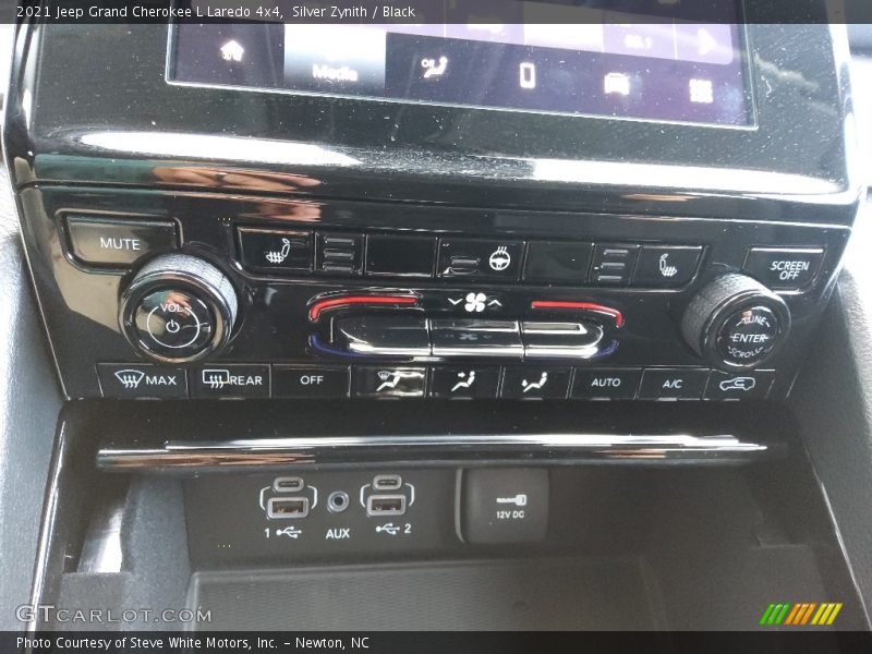 Silver Zynith / Black 2021 Jeep Grand Cherokee L Laredo 4x4