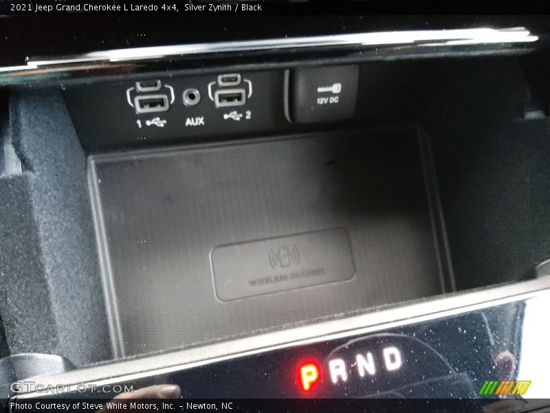 Silver Zynith / Black 2021 Jeep Grand Cherokee L Laredo 4x4