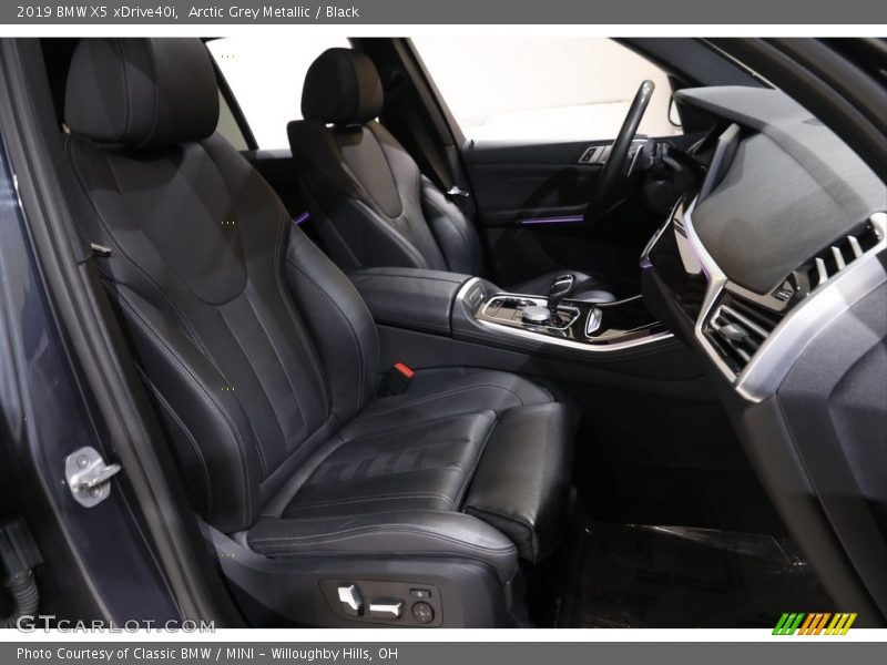 Arctic Grey Metallic / Black 2019 BMW X5 xDrive40i