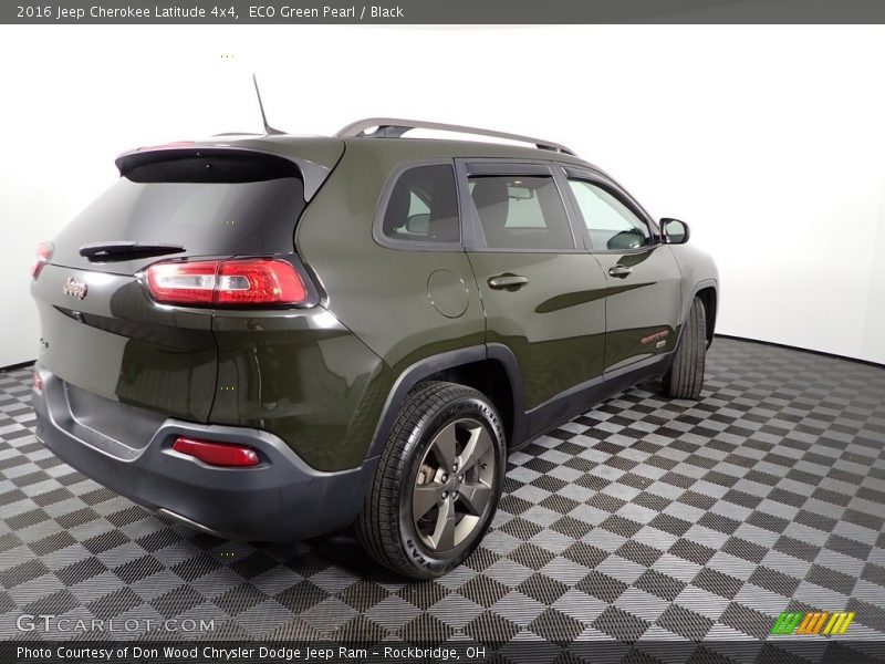ECO Green Pearl / Black 2016 Jeep Cherokee Latitude 4x4