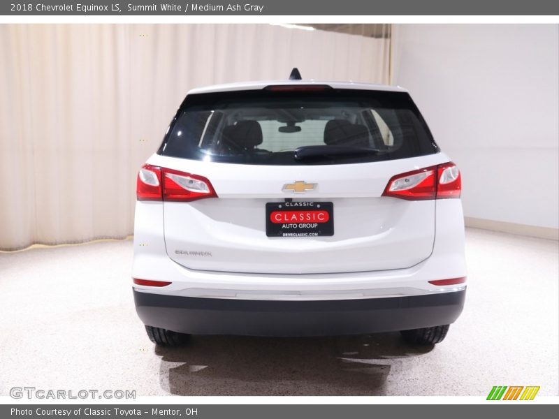 Summit White / Medium Ash Gray 2018 Chevrolet Equinox LS