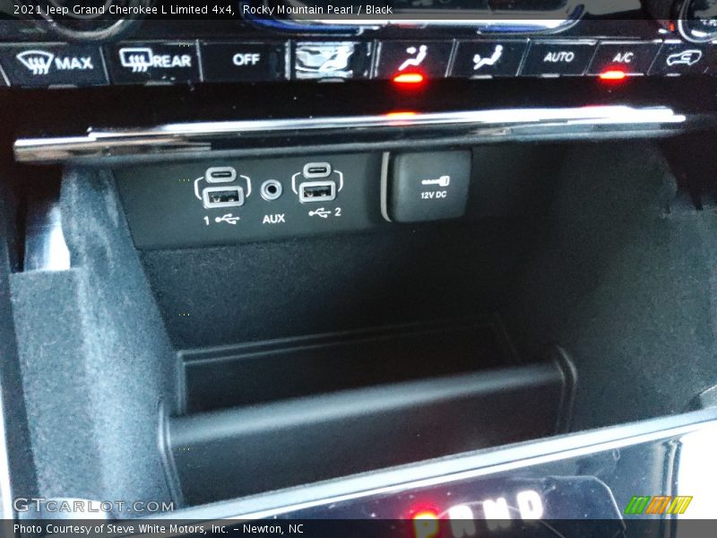 Rocky Mountain Pearl / Black 2021 Jeep Grand Cherokee L Limited 4x4