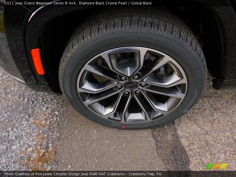  2022 Grand Wagoneer Series III 4x4 Wheel