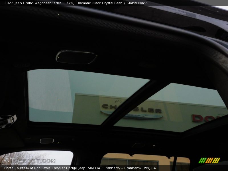 Diamond Black Crystal Pearl / Global Black 2022 Jeep Grand Wagoneer Series III 4x4