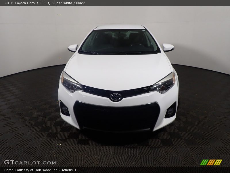Super White / Black 2016 Toyota Corolla S Plus