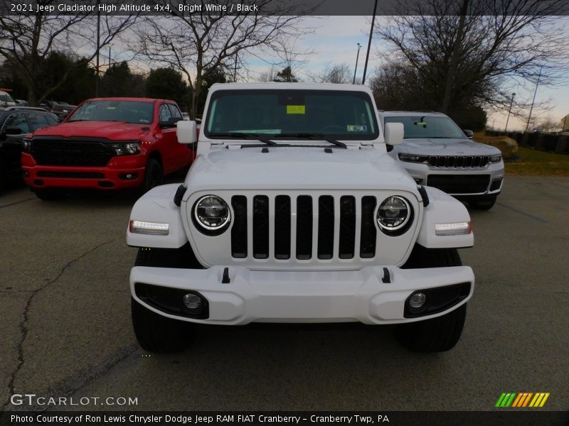 Bright White / Black 2021 Jeep Gladiator High Altitude 4x4