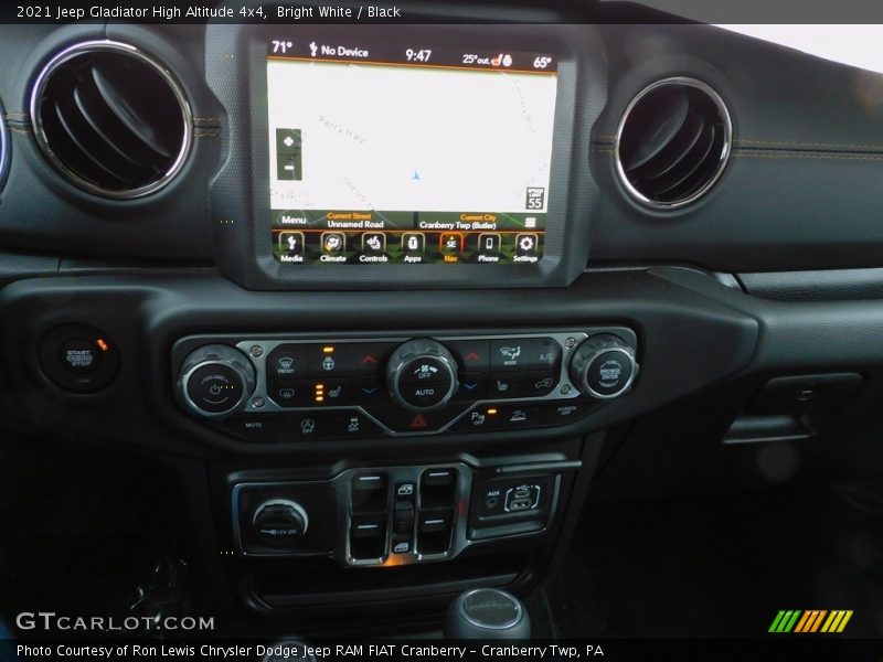Bright White / Black 2021 Jeep Gladiator High Altitude 4x4