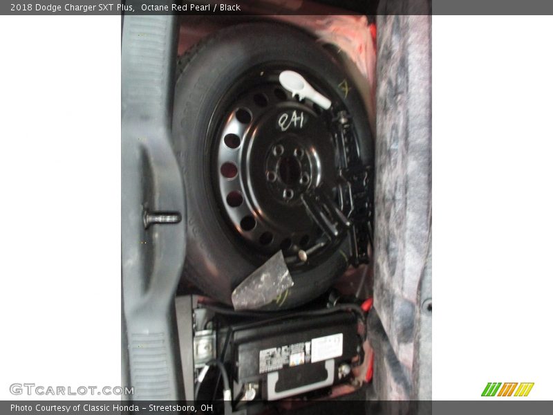 Octane Red Pearl / Black 2018 Dodge Charger SXT Plus
