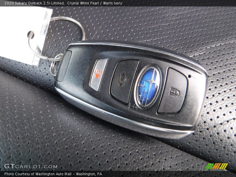 Crystal White Pearl / Warm Ivory 2020 Subaru Outback 2.5i Limited