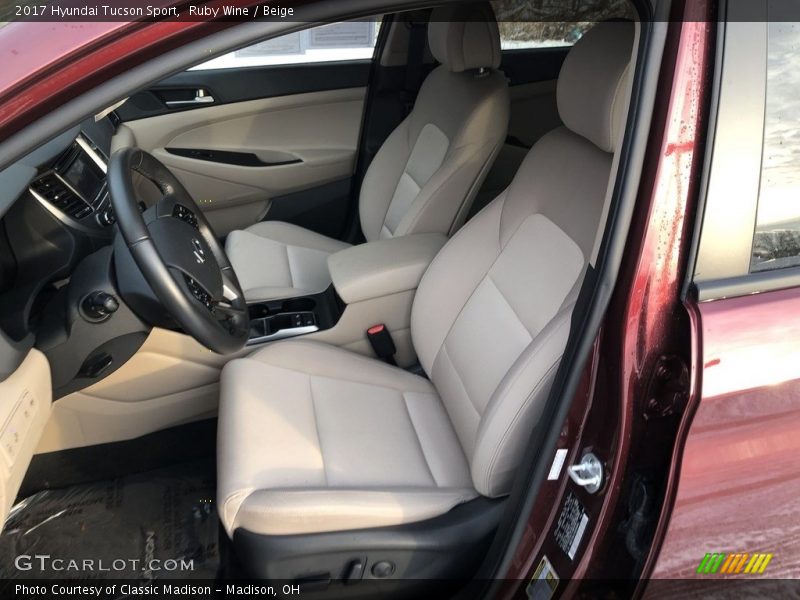 Ruby Wine / Beige 2017 Hyundai Tucson Sport