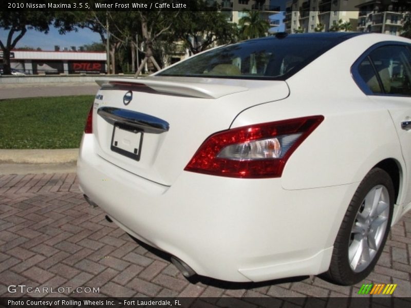 Winter Frost White / Caffe Latte 2010 Nissan Maxima 3.5 S