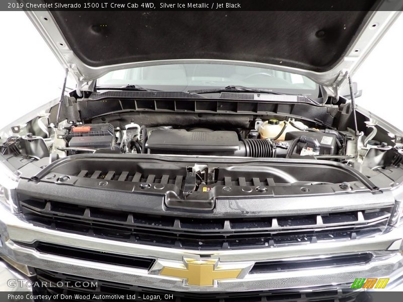 Silver Ice Metallic / Jet Black 2019 Chevrolet Silverado 1500 LT Crew Cab 4WD