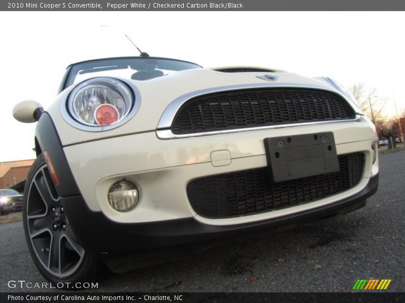 Pepper White / Checkered Carbon Black/Black 2010 Mini Cooper S Convertible