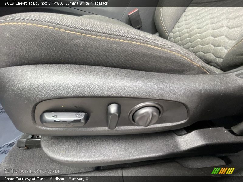Summit White / Jet Black 2019 Chevrolet Equinox LT AWD