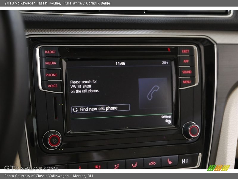 Pure White / Cornsilk Beige 2018 Volkswagen Passat R-Line