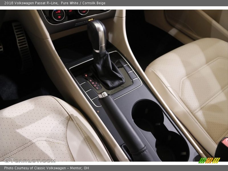 Pure White / Cornsilk Beige 2018 Volkswagen Passat R-Line
