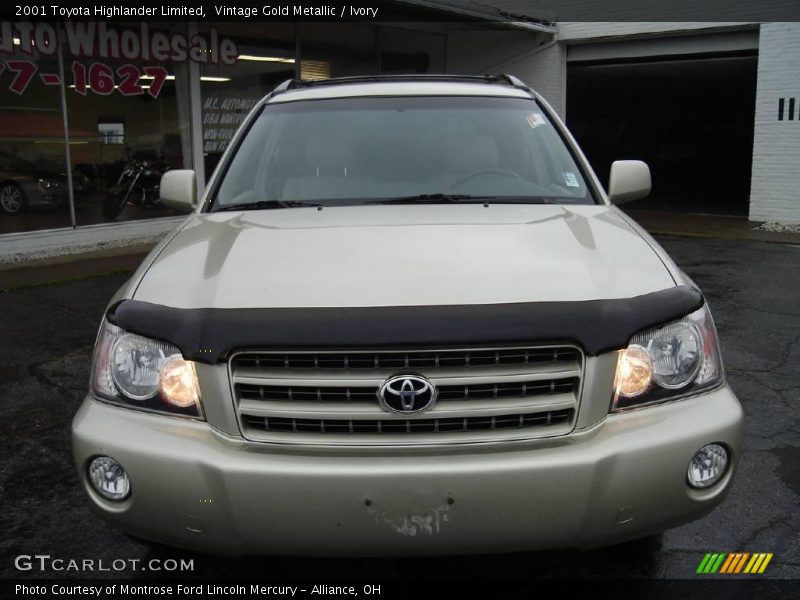 Vintage Gold Metallic / Ivory 2001 Toyota Highlander Limited