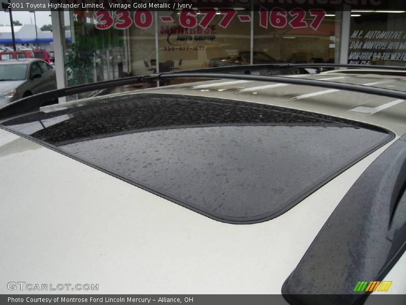 Vintage Gold Metallic / Ivory 2001 Toyota Highlander Limited