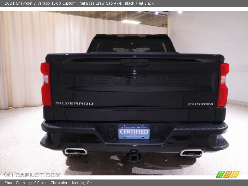 Black / Jet Black 2021 Chevrolet Silverado 1500 Custom Trail Boss Crew Cab 4x4