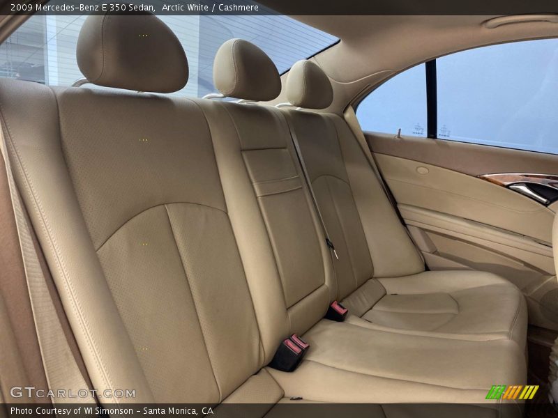 Arctic White / Cashmere 2009 Mercedes-Benz E 350 Sedan