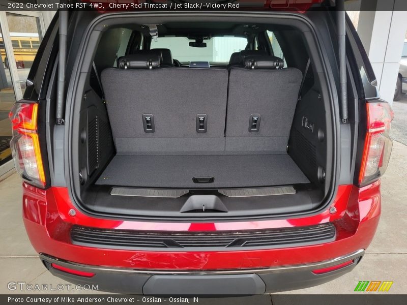  2022 Tahoe RST 4WD Trunk