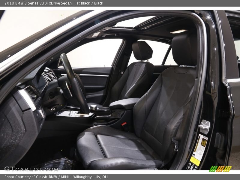 Jet Black / Black 2018 BMW 3 Series 330i xDrive Sedan