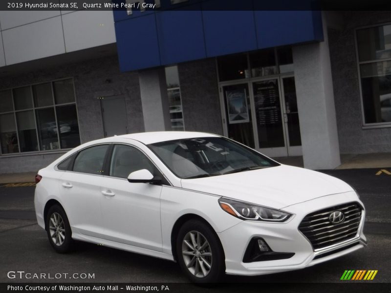 Quartz White Pearl / Gray 2019 Hyundai Sonata SE