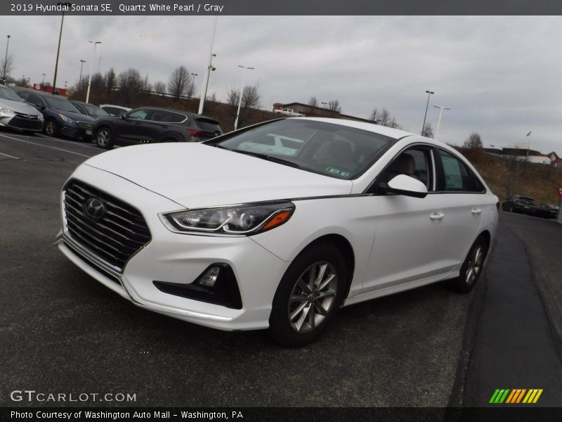 Quartz White Pearl / Gray 2019 Hyundai Sonata SE
