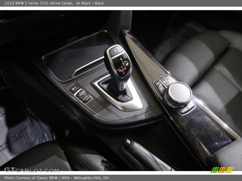 Jet Black / Black 2018 BMW 3 Series 330i xDrive Sedan