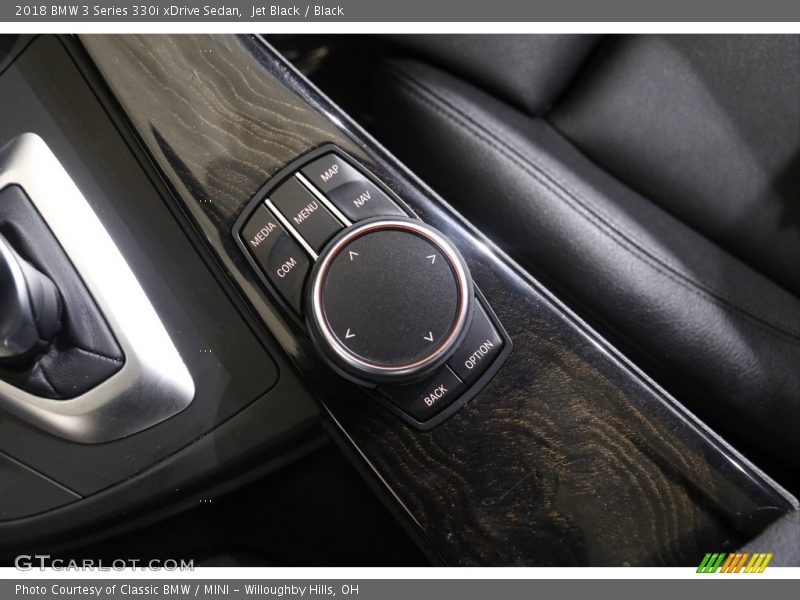 Jet Black / Black 2018 BMW 3 Series 330i xDrive Sedan