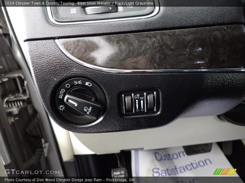 Billet Silver Metallic / Black/Light Graystone 2014 Chrysler Town & Country Touring
